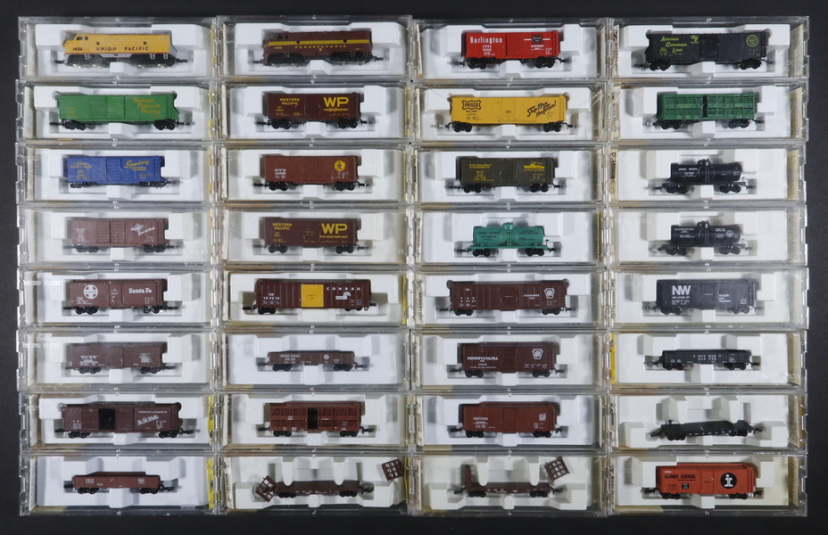 Appraisal: MICRO-TRAINS Z SCALE MODEL TRAIN CARS Lot of Model Train