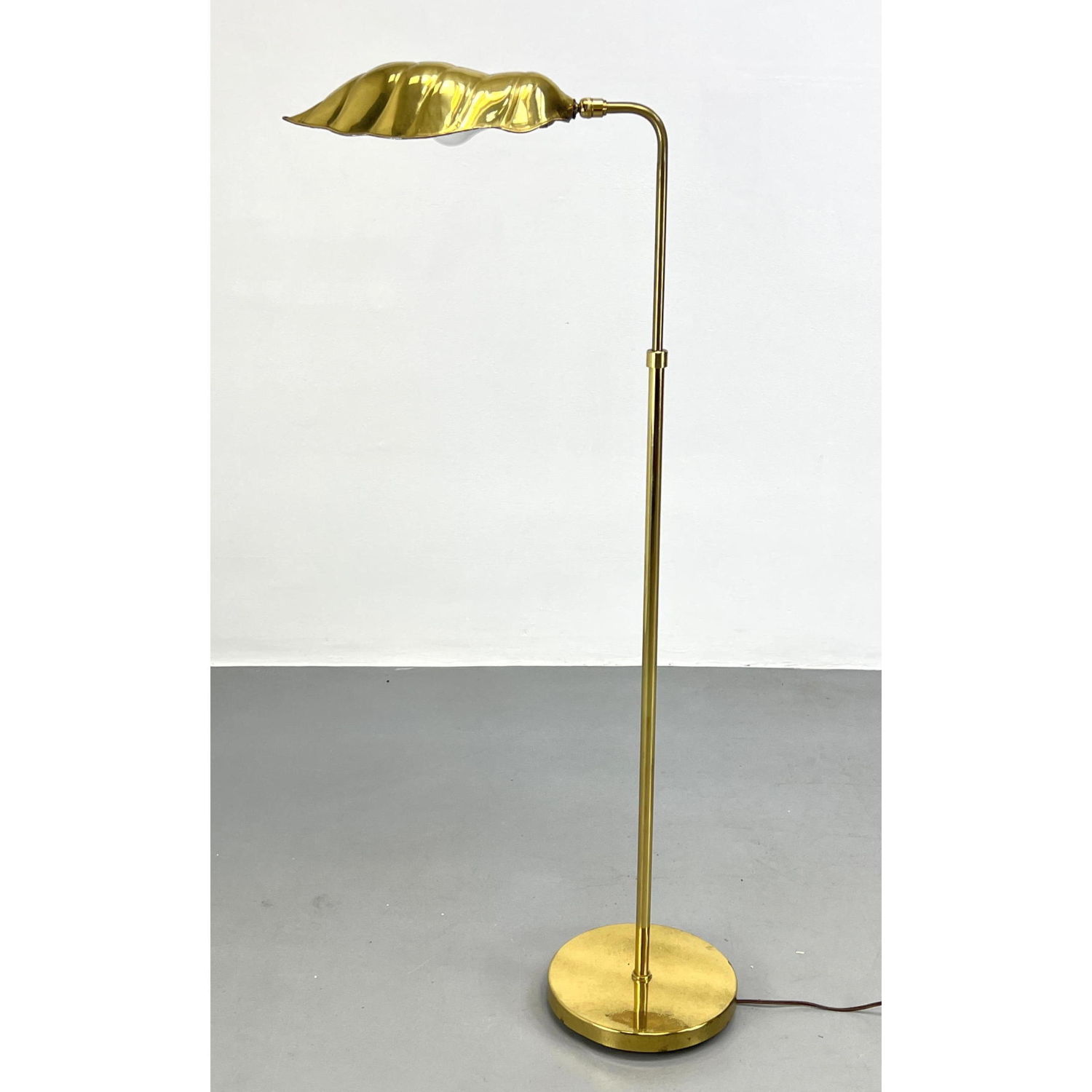 Appraisal: Chapman Brass Tommaso Barbi attributed floor lamp Shell form Adjustable