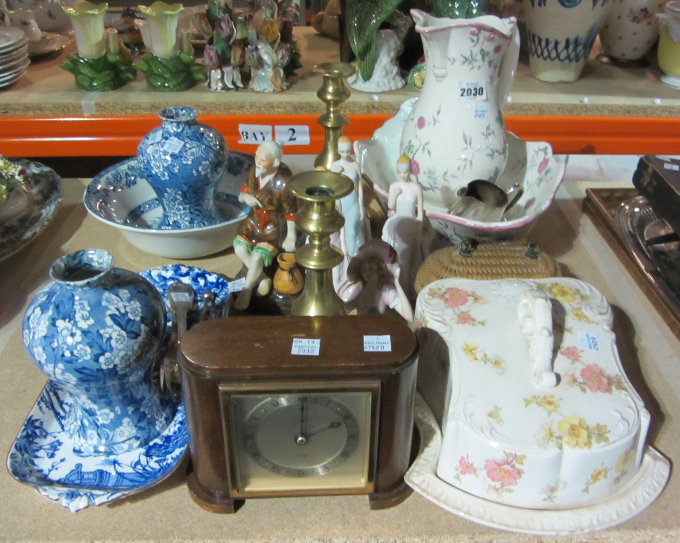 Appraisal: A quantity of mixed ceramics and collectables an oak clock