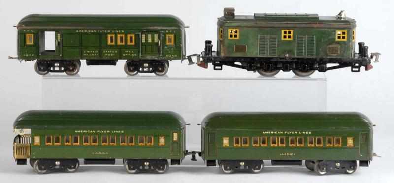 Appraisal: Tinplate American Flyer Passenger Train Set Description Standard gauge Includes