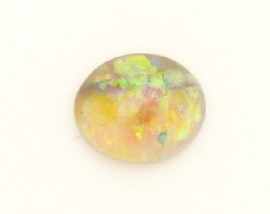 Appraisal: An unset ct oval crystal opal