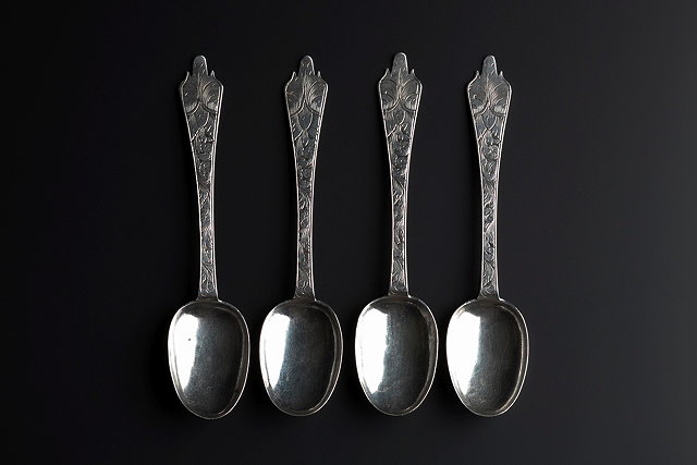 Appraisal: A SET OF SIX SWEETMEAT OR CHILD'S TREFID SPOONS with