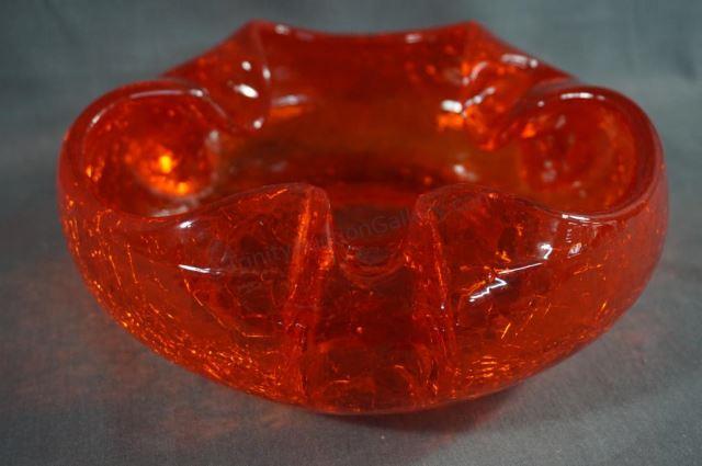 Appraisal: Produced by Viking Glass Company in the 's is a