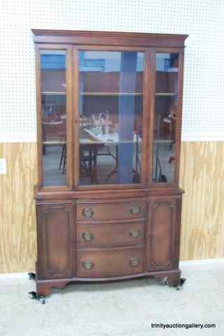 Appraisal: Vintage Federal Style Mahogany China Hutch CabinetThis is for a