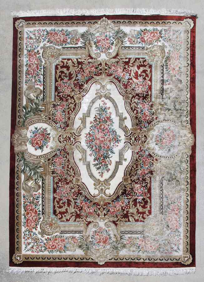 Appraisal: MODERN CHINESE AUBUSSON DESIGN HAND KNOTTED WOOL RUG ' x