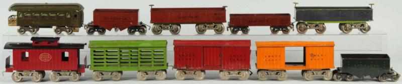 Appraisal: Lot of Lionel Train Cars American Pre-war Includes no observation