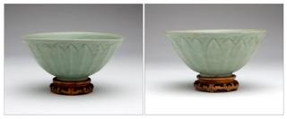 Appraisal: A pair of Chinese celadon glazed ceramic bowls Qing Dynasty