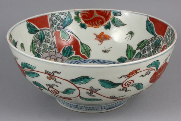 Appraisal: th Century Japanese Imari porcelain bowl x Good condition EST