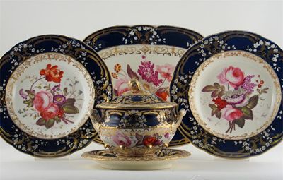 Appraisal: A good Coalport part dinner service painted with flower sprays