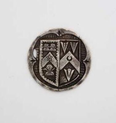 Appraisal: A small silver armorial roundel possibly Plantagenet or Tudor perhaps