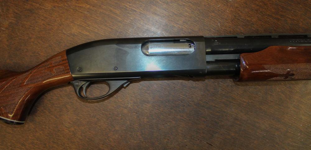 Appraisal: REMINGTON MODEL MAGNUM SLIDE ACTION SHOTGUN gauge or vent rib