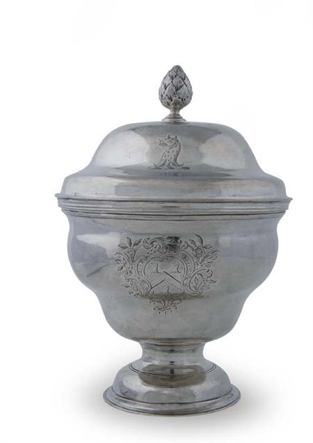 Appraisal: A George III covered sugar bowl Samuel Taylor London the