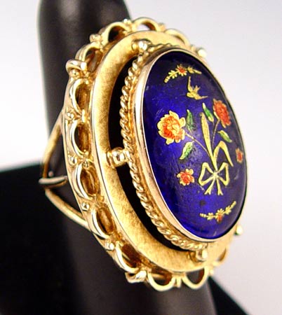 Appraisal: K ISRAELI LARGE ENAMEL RING K yellow gold ring smooth