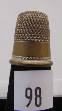 Appraisal: Gold tone thimble