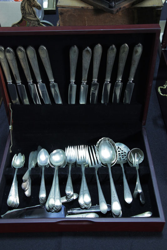 Appraisal: SET OF STERLING SILVER FLATWARE Lunt Early American Engraved Eleven