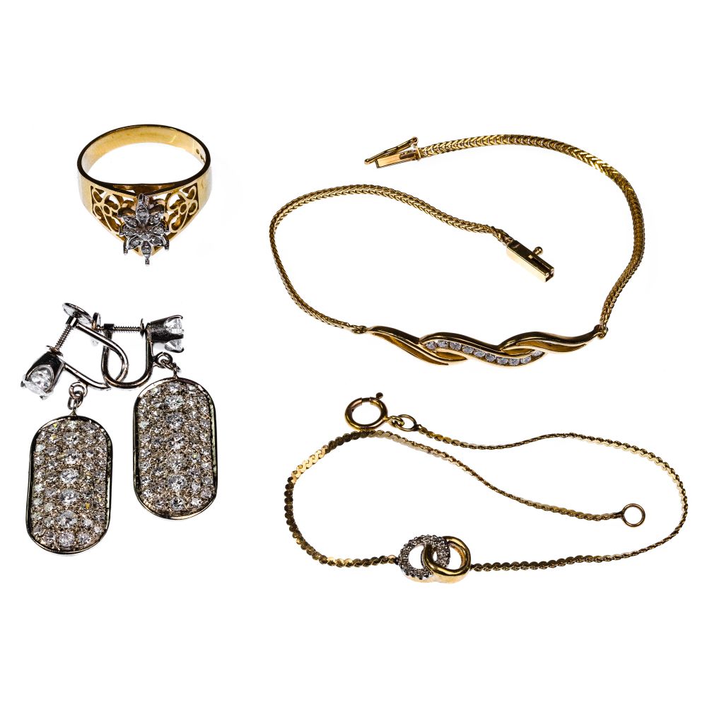 Appraisal: K GOLD AND DIAMOND JEWELRY ASSORTMENT items including a pair