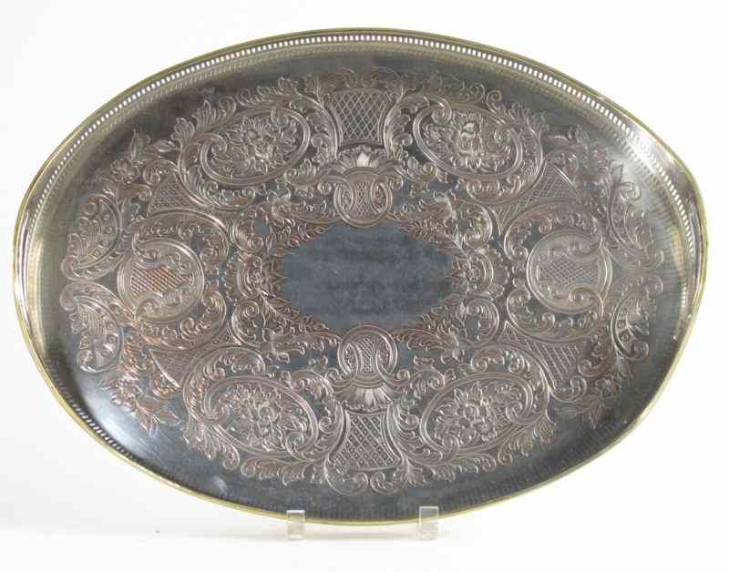 Appraisal: Sheffield Reticulated Drinks Traycirca silverplate tray with reticulated and handled