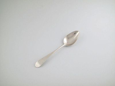 Appraisal: Donald Frazer a silver old English pattern tablespoon circa length