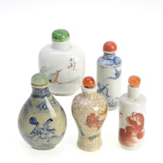 Appraisal: Collection Chinese porcelain snuff bottles Collection Chinese porcelain snuff bottles