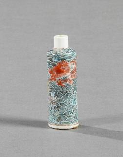 Appraisal: Chinese Porcelain Cylindrical Snuff Bottle th c Chinese Porcelain Cylindrical