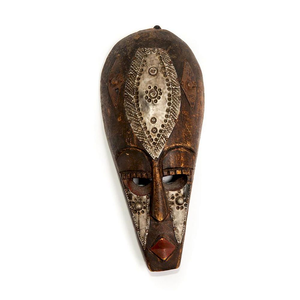 Appraisal: VINTAGE TRADITIONAL GHANAIAN WOODEN WALL MASK Hand carved hanging decorative