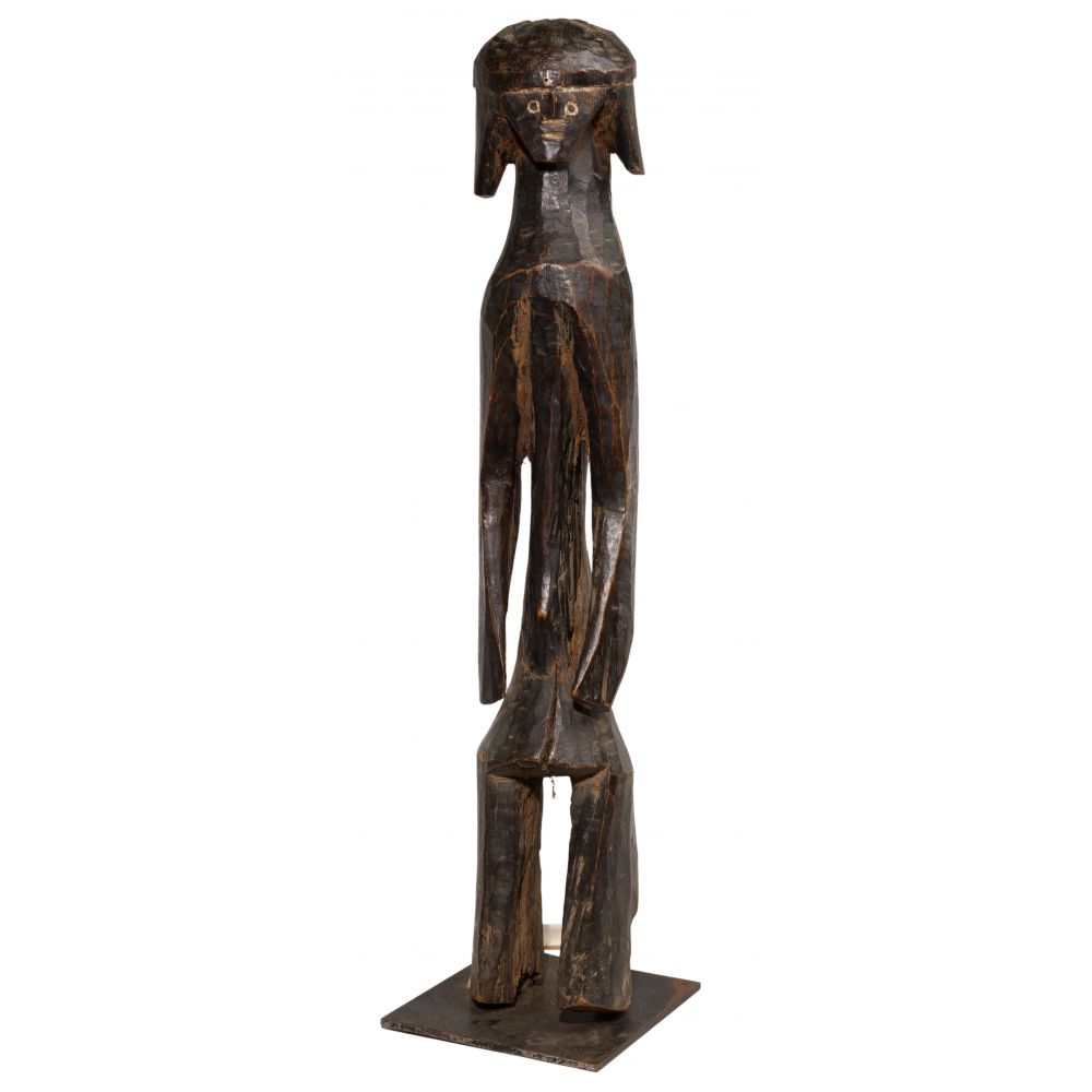 Appraisal: AFRICAN MUMUYE CARVED WOOD FIGUREDepicting a standing figure with round