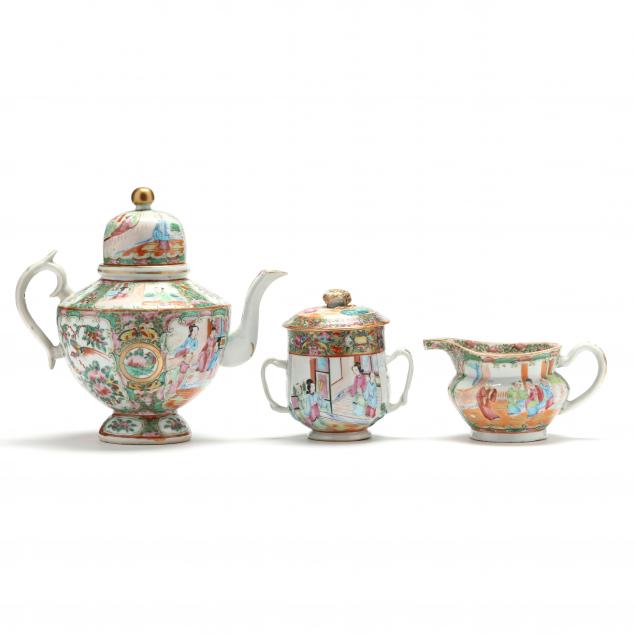 Appraisal: A MATCHED TEA SERVICE IN CHINESE ROSE MEDALLION PORCELAIN th