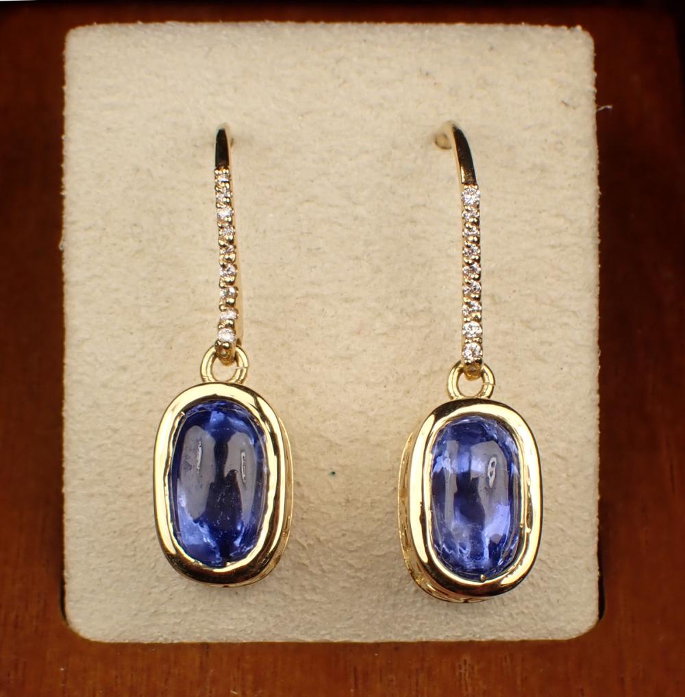 Appraisal: A PAIR OF BLUE SAPPHIRE PENDANT EARRINGS k custom yellow