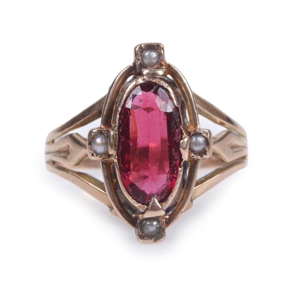 Appraisal: Antique Victorian Edwardian dainty K gold estate ring with cranberry