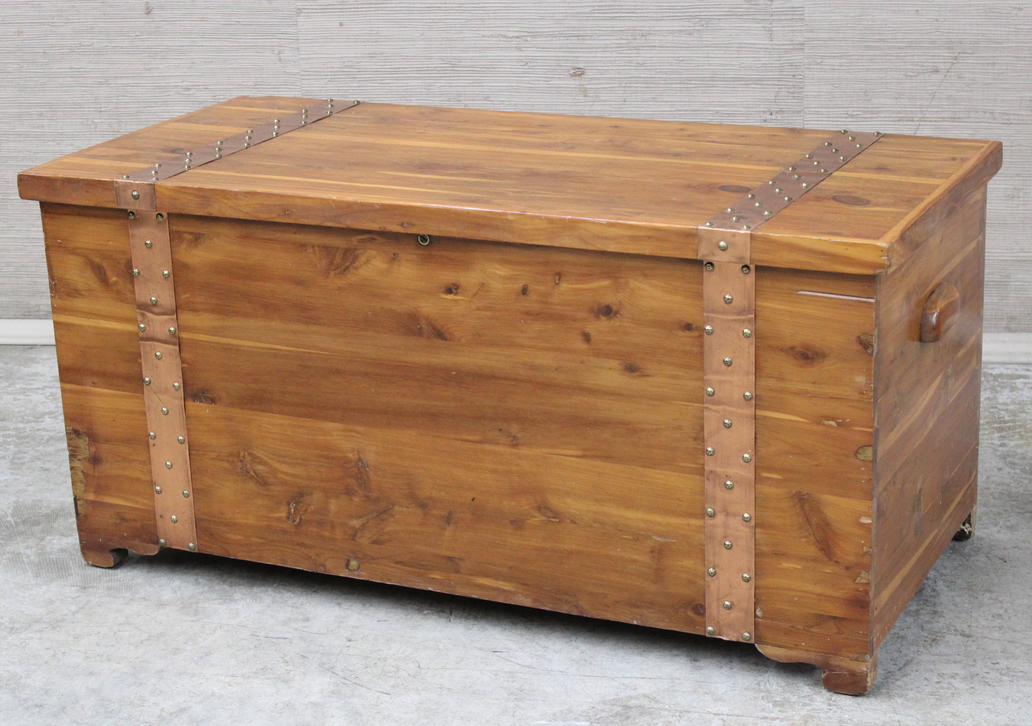 Appraisal: LIFT TOP CEDAR CHEST Lift top cedar chest with brass