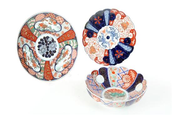 Appraisal: THREE PIECES OF IMARI Japan st quarter- th century Bowl