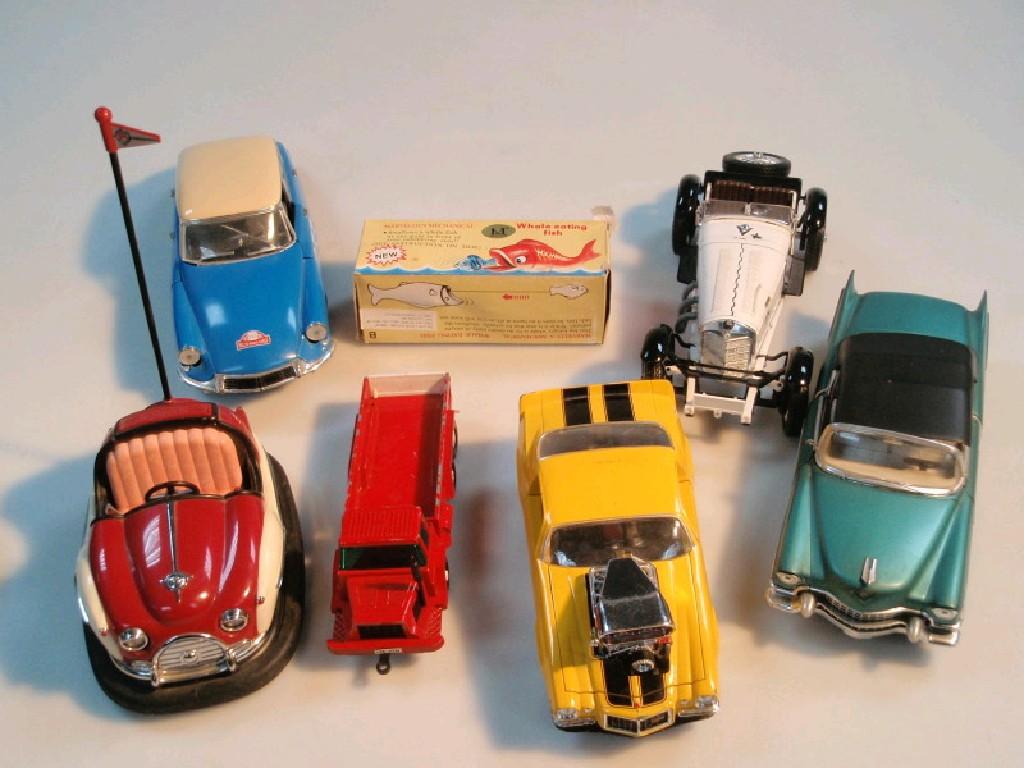 Appraisal: A quantity of die cast vehicles including a Celedo Citroen