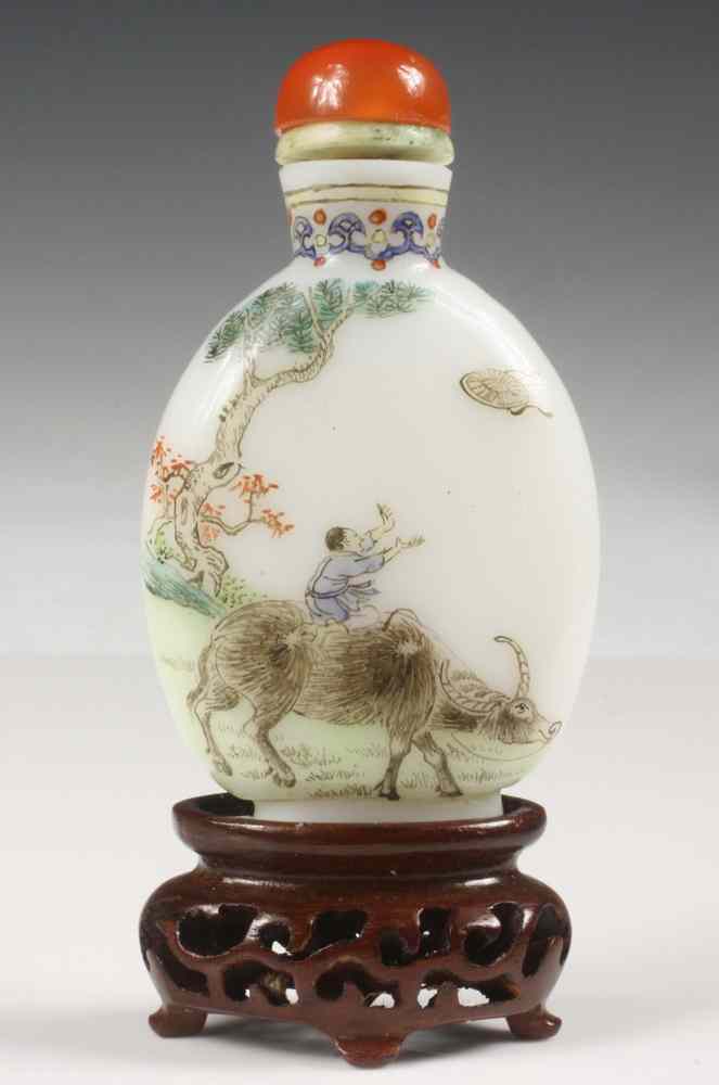 Appraisal: CHINESE PAINTED SNUFF BOTTLE - Painted and Enameled White Glass