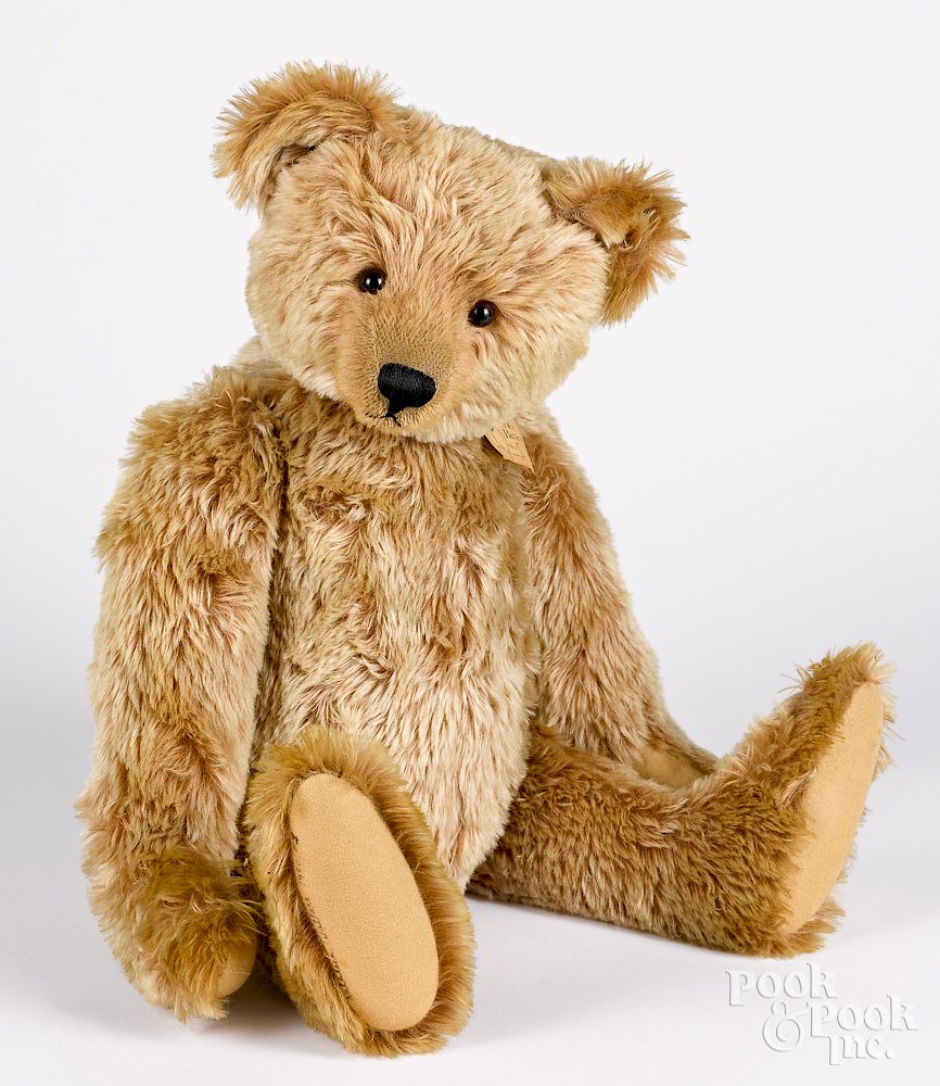 Appraisal: Large contemporary copy of a Steiff mohair teddy bear Large