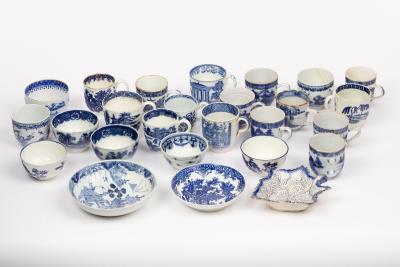 Appraisal: A group of English blue and white pearlware and porcelain