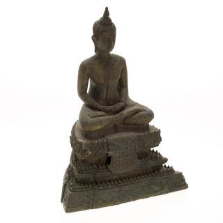 Appraisal: Antique Southeast Asian bronze seated Buddha Antique Southeast Asian bronze