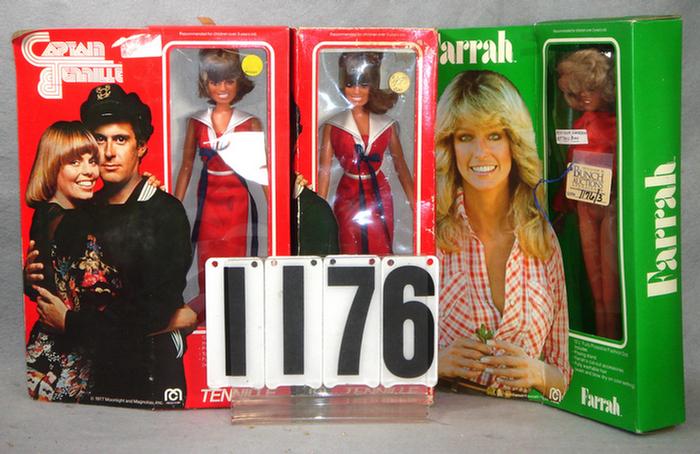 Appraisal: Lot of 's fashion dolls Farrah Fawcett doll in original