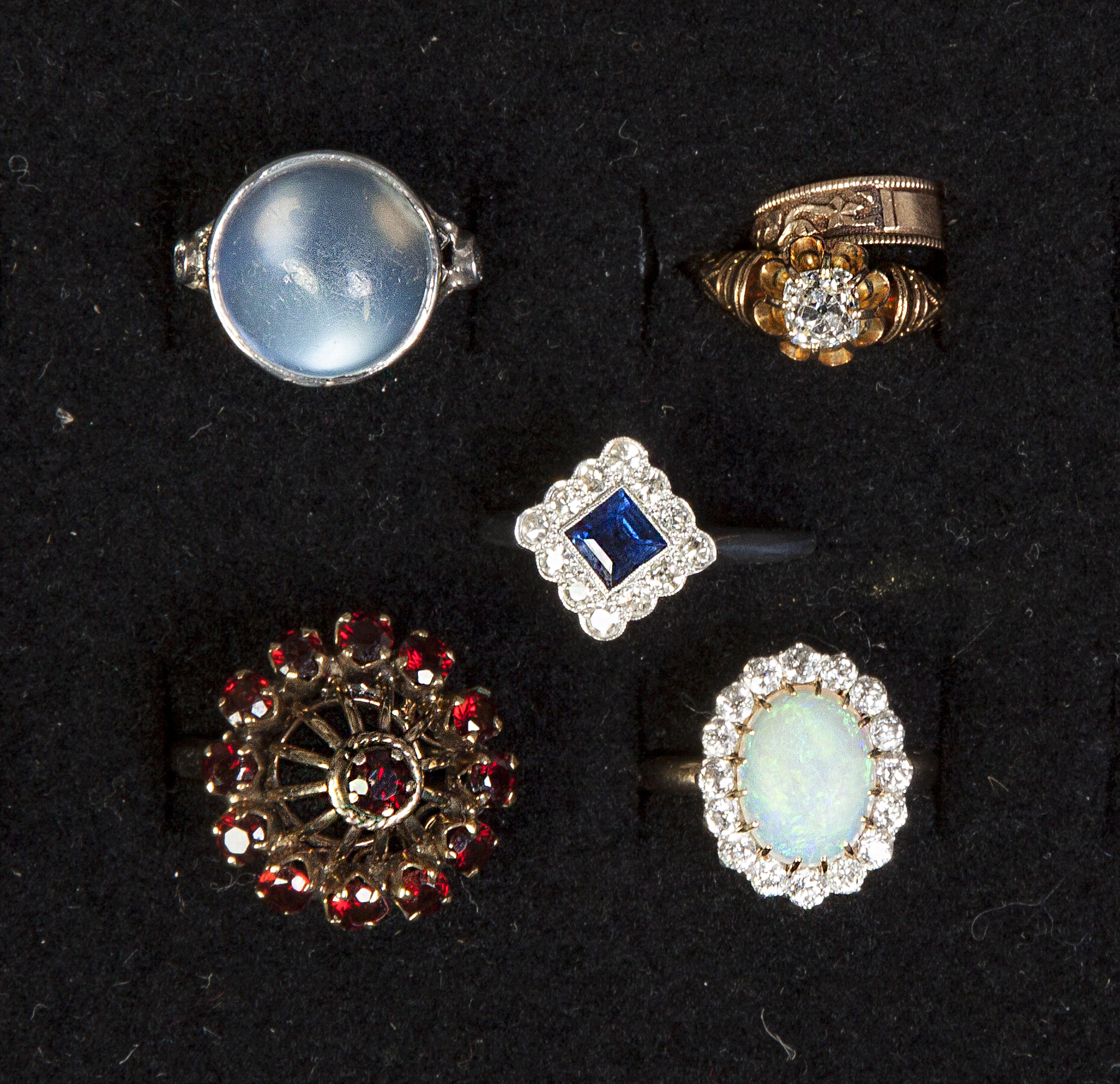 Appraisal: Five Vintage Rings Diamond opal