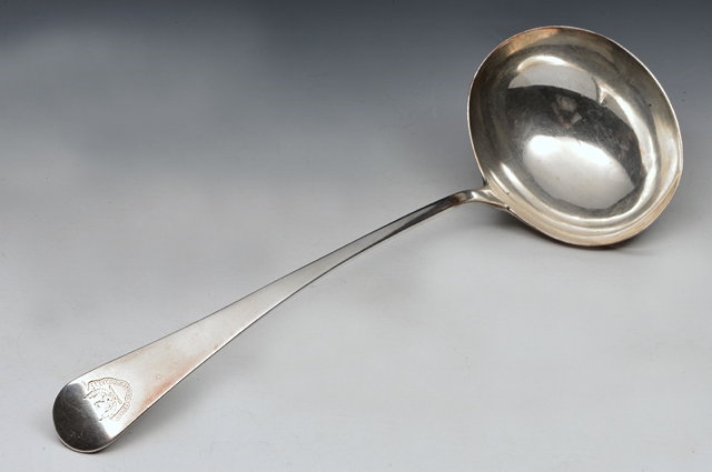 Appraisal: A GEORGE III SILVER OLD ENGLISH PATTERN SOUP LADLE long