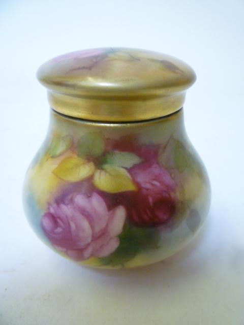 Appraisal: A ROYAL WORCESTER PORCELAIN DRESSING TABLE JAR AND COVER dated