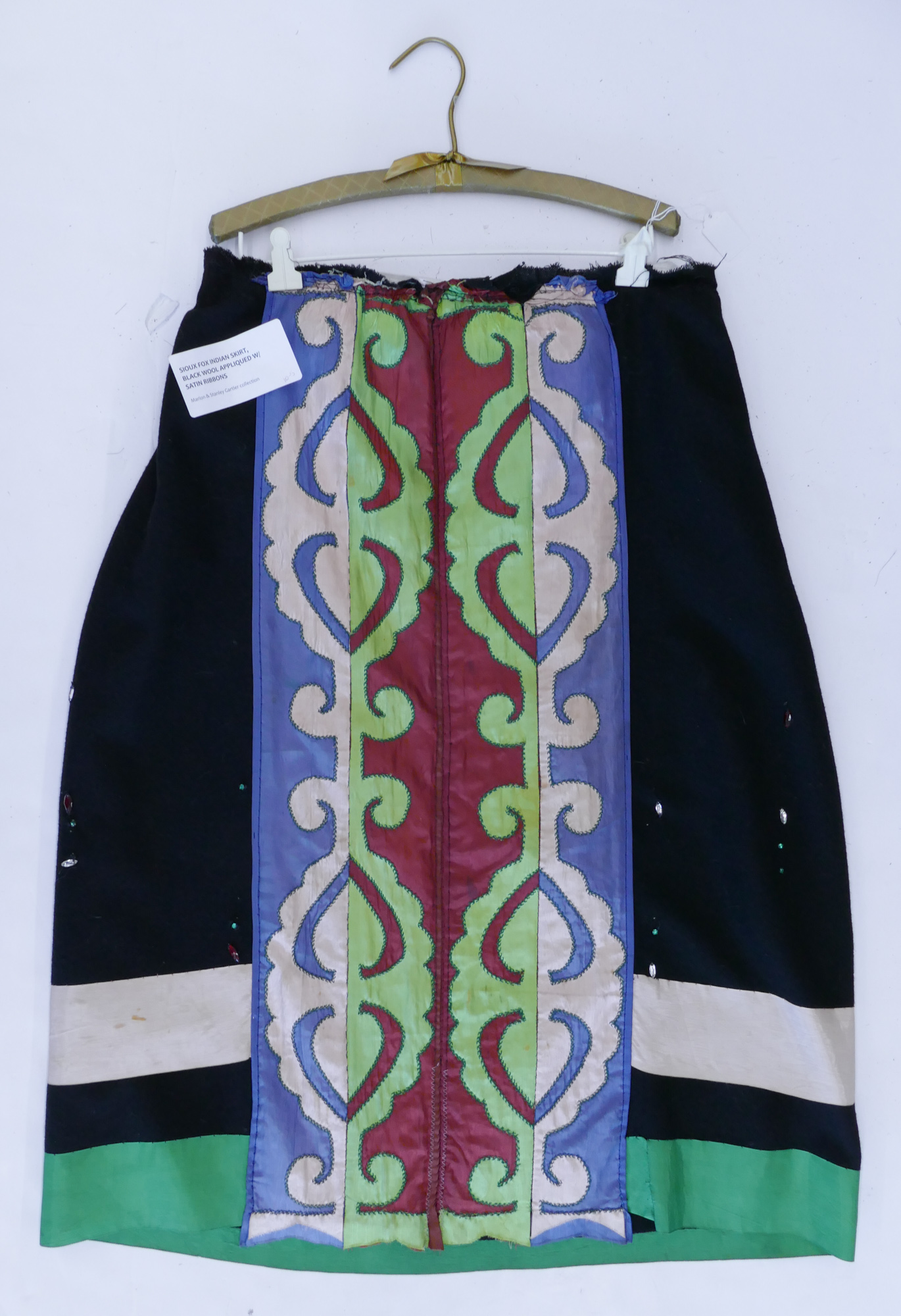 Appraisal: Old Sioux Indian Fox Indian Skirt '' - Some edge