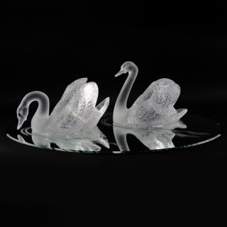 Appraisal: Pair Lalique Crystal Swans on Mirrored Base Pair Lalique Crystal