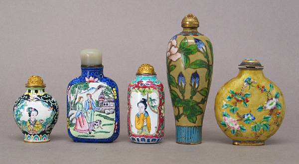 Appraisal: A group of five enamel-decorated metal snuff bottles The largest