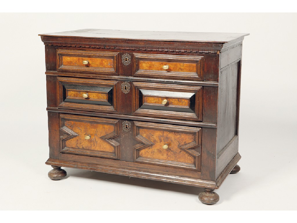 Appraisal: A WILLIAM AND MARY OAK CHEST OF DRAWERS with a