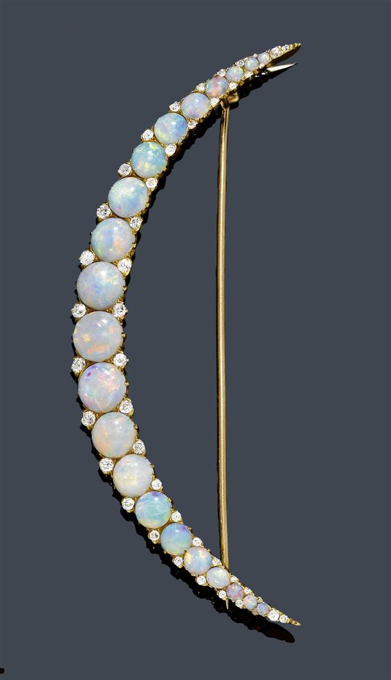 Appraisal: OPAL AND DIAMOND BROOCH KIRKPATRICK ca Yellow gold Decorative brooch