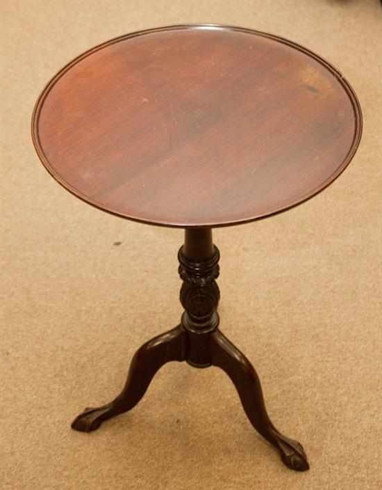 Appraisal: Federal style cherrywood tilt-top candlestand Estimate - All property is