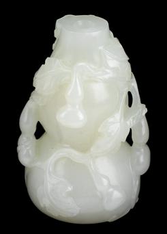 Appraisal: Chinese white jade snuff bottle Qing dynasty