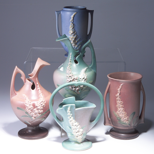 Appraisal: Five ROSEVILLE Foxglove pieces to include a pink ewer -