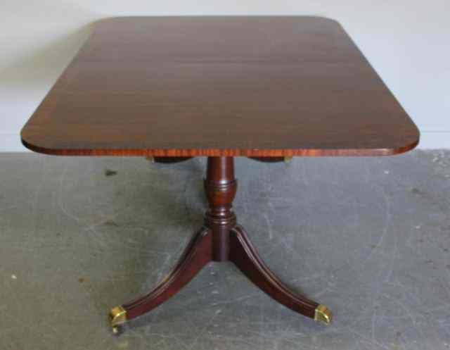 Appraisal: Kindel Banded Pedestal Dining Table with Leaves From a Rye