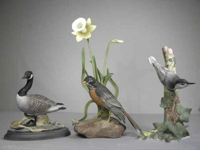 Appraisal: Three Boehm porcelain birds Includes ''Robin'' ''Nuthatch'' L and ''Canada